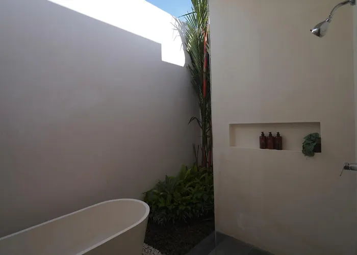 Umadhasa Villa *